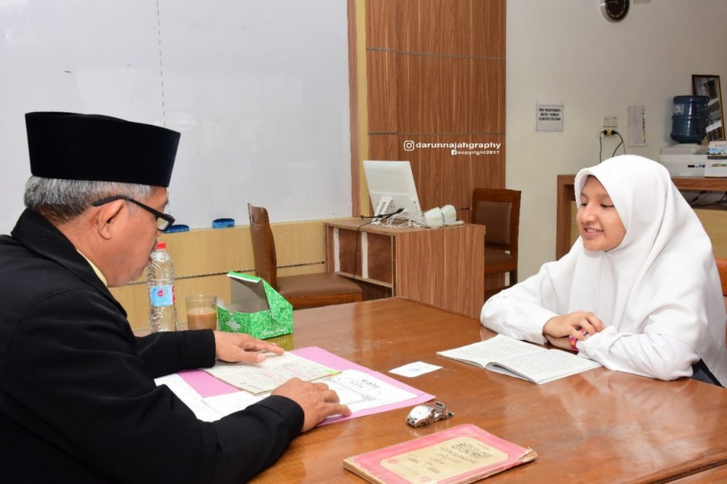 Ujian Lisan Santri Kelas 6 TMI Darunnajah Jakarta