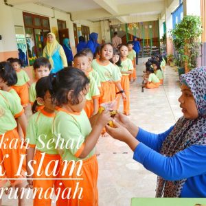 Program Makan Sehat Di PG/TK Islam Darunnajah Dilaksanakan Setiap Bulan