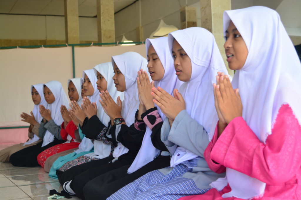 Kegiatan Santri Darunnajah 2 Cipining