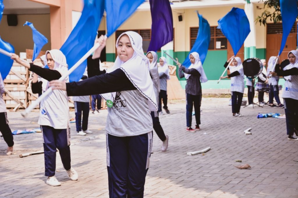 PORSEKA 42, Terik Matahari Tak Melayukan Semangat Latihan Para Santri