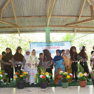 Penampilan Murid RA Darunnajah dalam Acara Puncak Tema