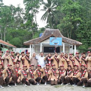 Keberangkatan Santriwati Kelas 5 TMI & Semangat Mengikuti KMD Ke -XXXII