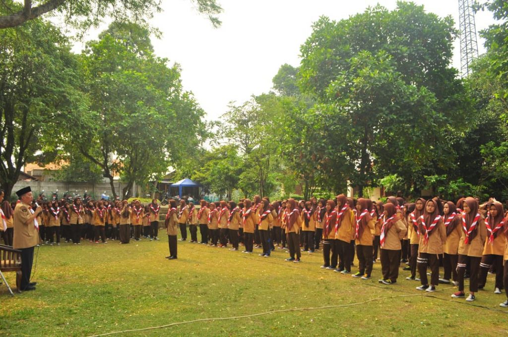 Santri Pondok pesantren Putri Al-Hasanah Darunnajah 9 Pamulang