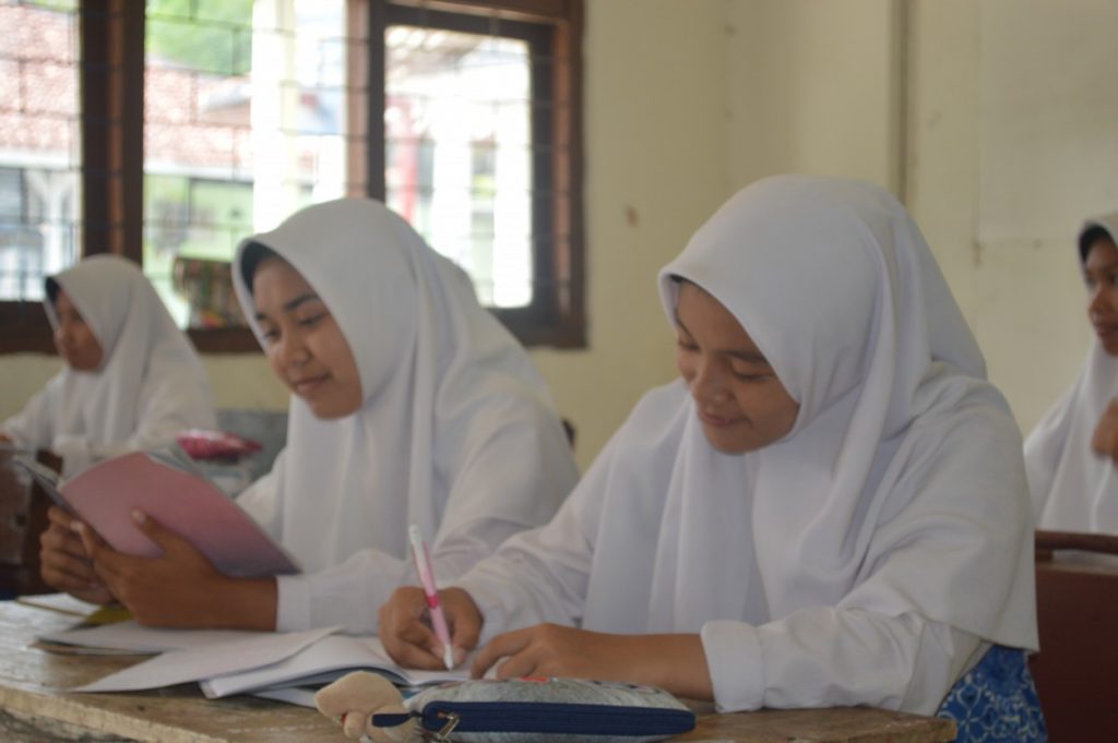 Materi Disekolah