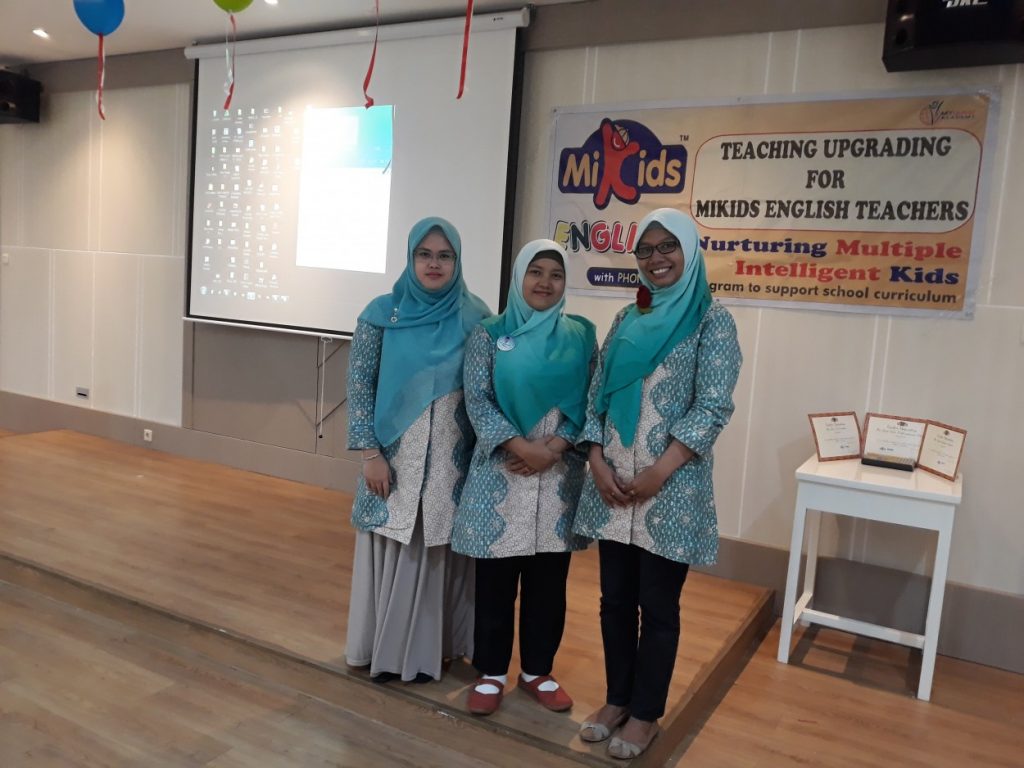 Teaching upgrading for MIKIDS english teachers