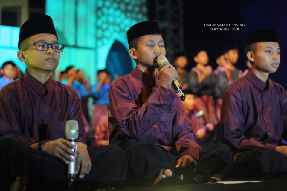 PANGGUNG GEMBIRA 627 PUTRA
