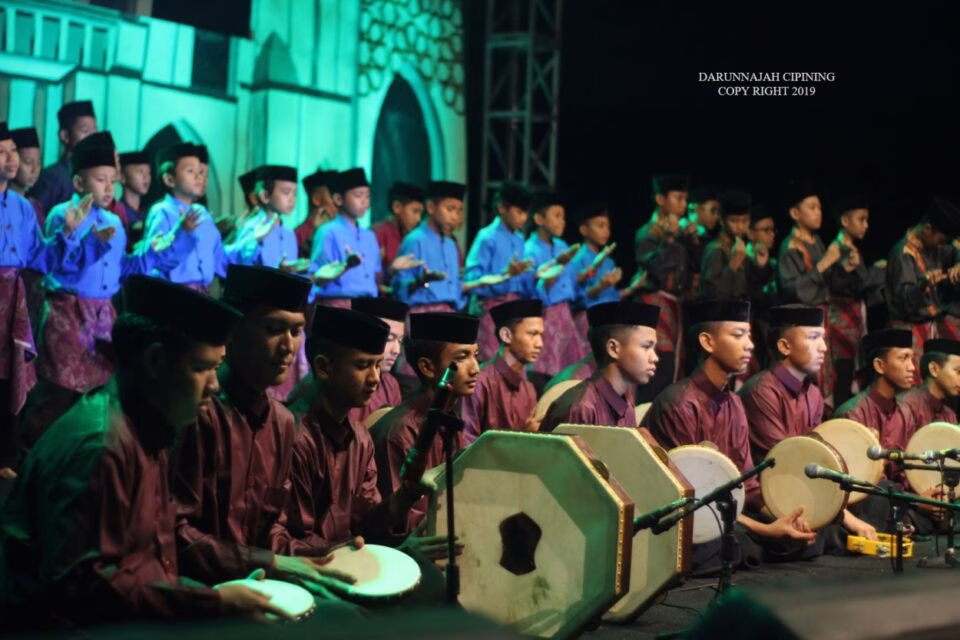 PANGGUNG GEMBIRA 627 PUTRA