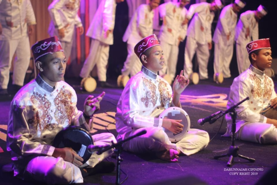 PANGGUNG GEMBIRA 627 PUTRA