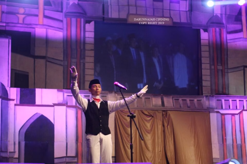 PANGGUNG GEMBIRA 627 PUTRA