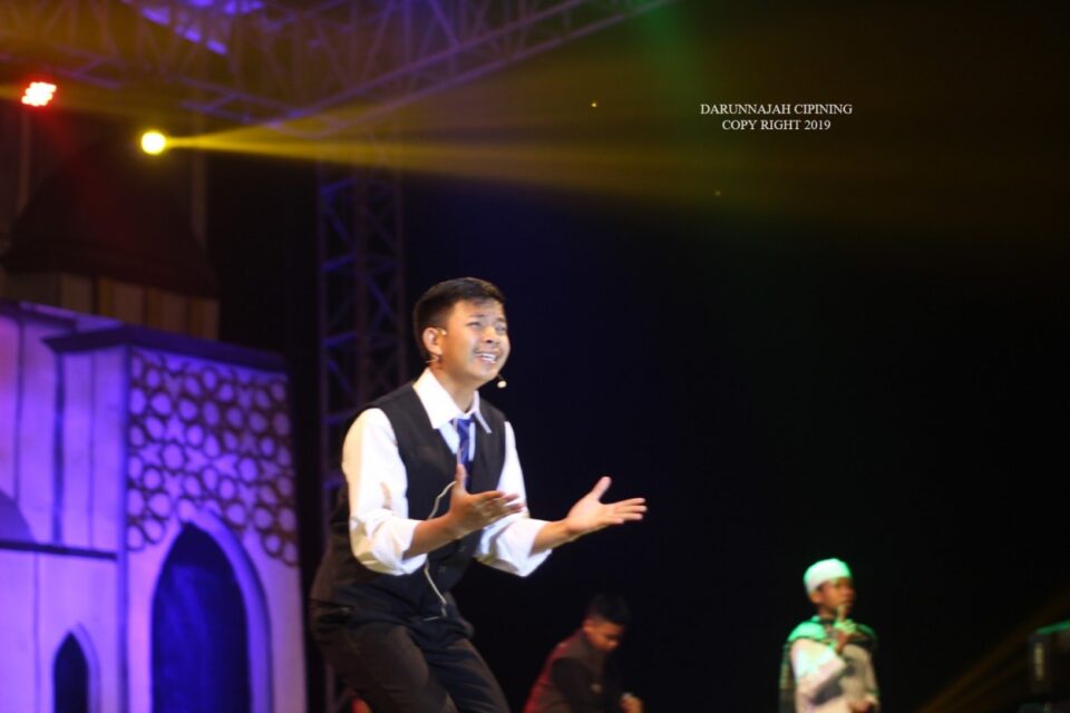 PANGGUNG GEMBIRA 627 PUTRA