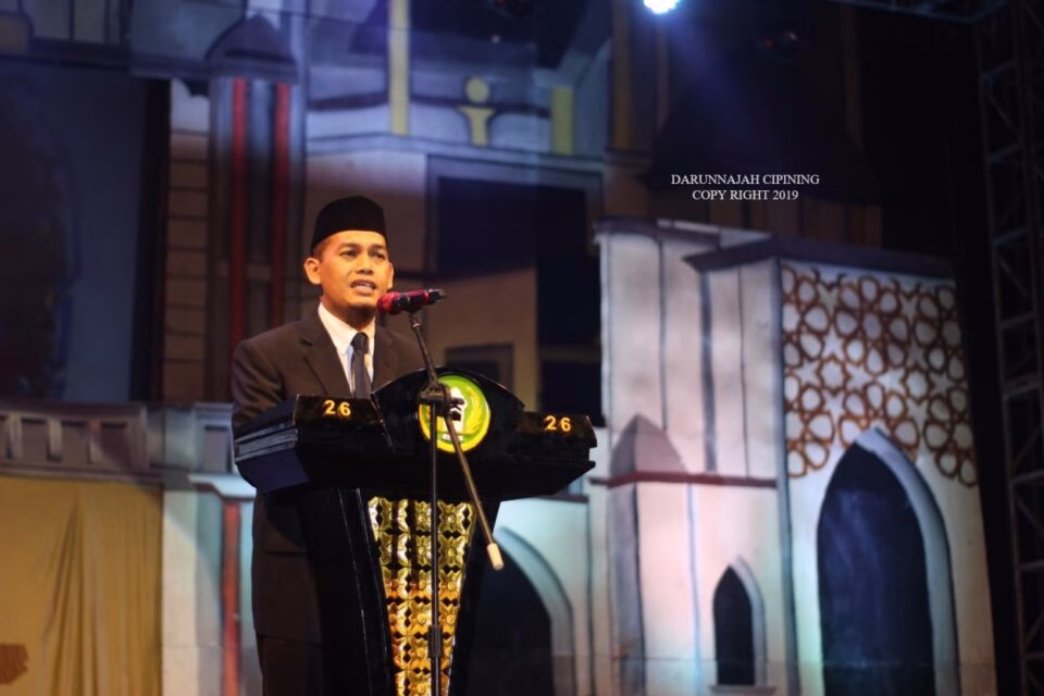 PANGGUNG GEMBIRA 627 PUTRA