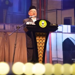 Pesta Cahaya di Panggung Gembira Kelas 6 TMI Pondok Pesantren Darunnajah 2 Cipining