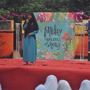 Kegiatan Friday Talent Show di Darunnajah 9 Pamulang