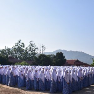 Lanjut! Santri Ikuti Upacara Pembukaan Ujian Tulis Semester Ganjil