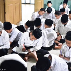 Pembacaan Tengko Disiplin Pesantren Nurul Ilmi