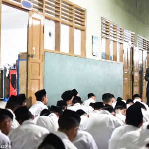 Pembacaan Tengko Disiplin Pesantren Nurul Ilmi