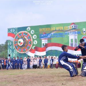 Upacara Pembukaan Darunnajah Open Ke-10 di Pesantren Darunnajah 2 Cipining