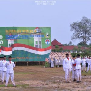 Upacara Pembukaan Darunnajah Open Ke-10 di Pesantren Darunnajah 2 Cipining