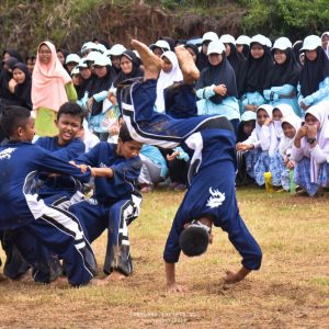 Upacara Pembukaan Darunnajah Open (DNO) Ke 10 di Pondok Pesantren Darunnajah Cipining