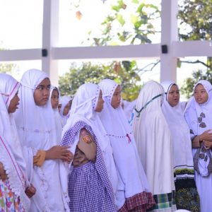 Shalat Gerhana Matahari Cincin (1)