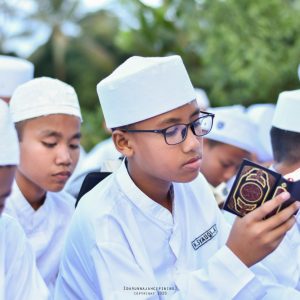 Safari Alqur'an Santri Tahfidzul Qur'an Pesantren Darunnajah Cipining
