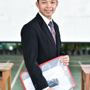 Percontohan Amaliyah Tadris Bahasa Arab dan Inggris Santri Kelas 6 MA Pesantren Darunnajah 2 Cipining