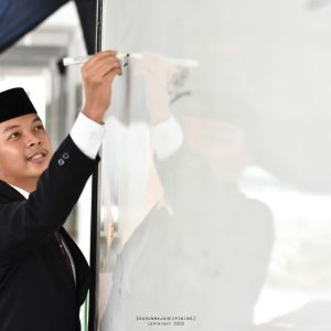 Percontohan Amaliyah Tadris Bahasa Arab dan Inggris Santri Kelas 6 MA Pesantren Darunnajah 2 Cipining