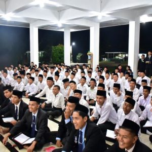 Seminar Motivasi "Man Jadda Wajada" Bersama Ust Akbar Zainudin