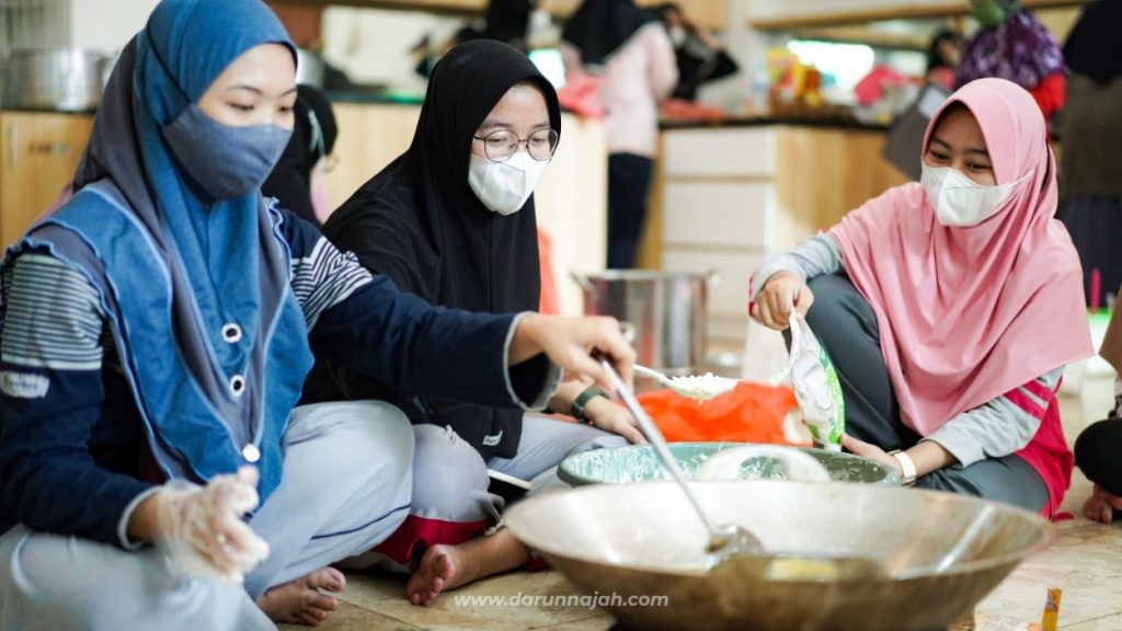 Serunya Kegiatan Masak Bersama Spesial Idul Adha