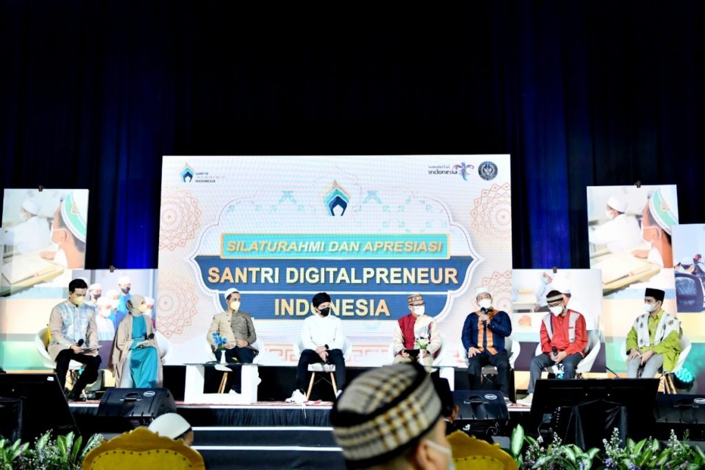Sandiaga Uno Apresiasi Santri Digitalpreneur Hasilkan Karya Konten Islami Digital