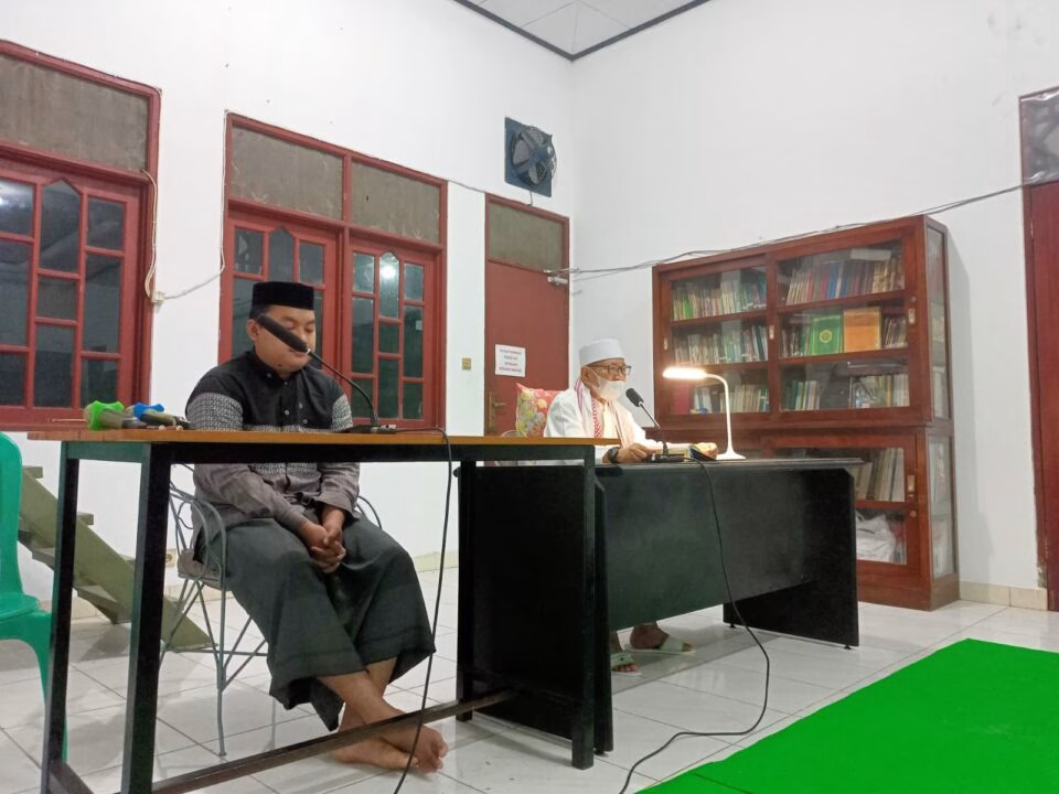 Kajian Shubuh Bersama KH. Jamhari Abdul Jalal, Lc