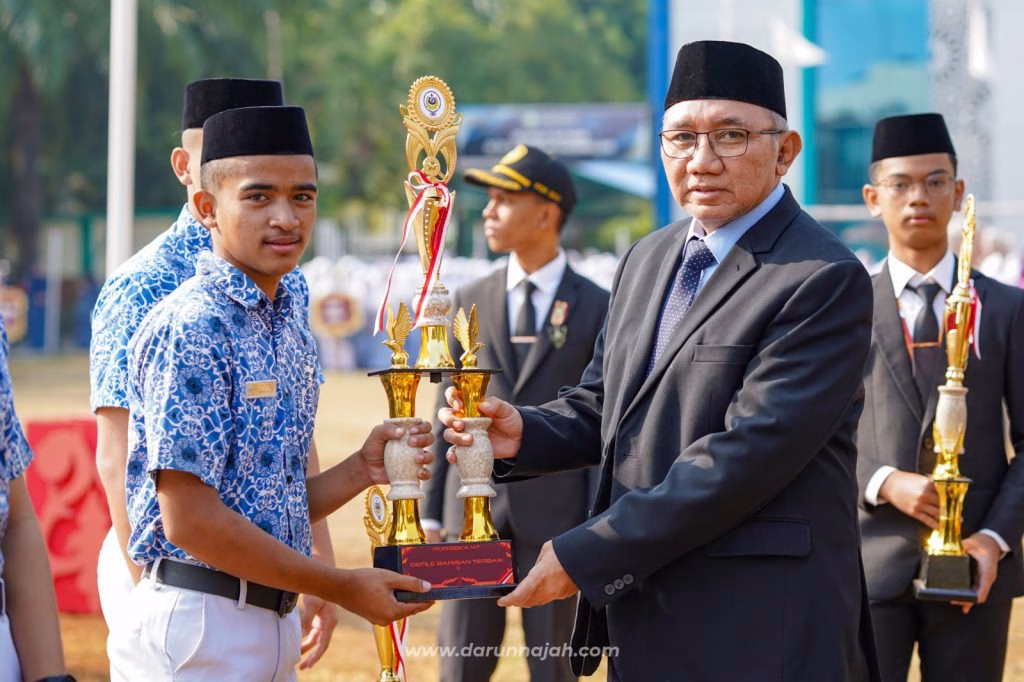 Penutupan Apel Tahunan Pekan Olahraga Seni dan Pramuka (PORSEKA) Ke-47