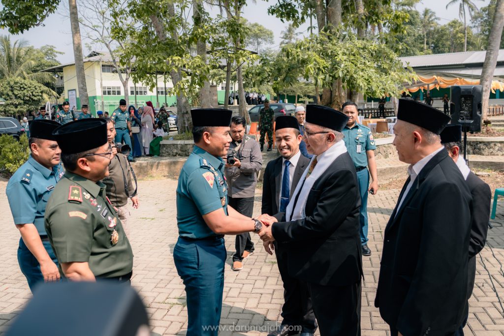 Ulama, Santri serta Masyarakat dan Prajurit TNI Ikuti Istighosah dan Tasyakuran HUT ke 78 TNI