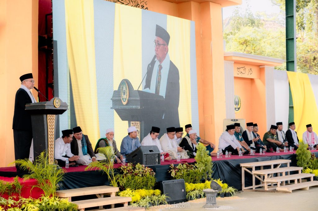 Istighosah dan Tasyakuran  HUT TNI Ke-78, Pimpinan Pondok Pesantren Darunnajah Berikan Sambutan