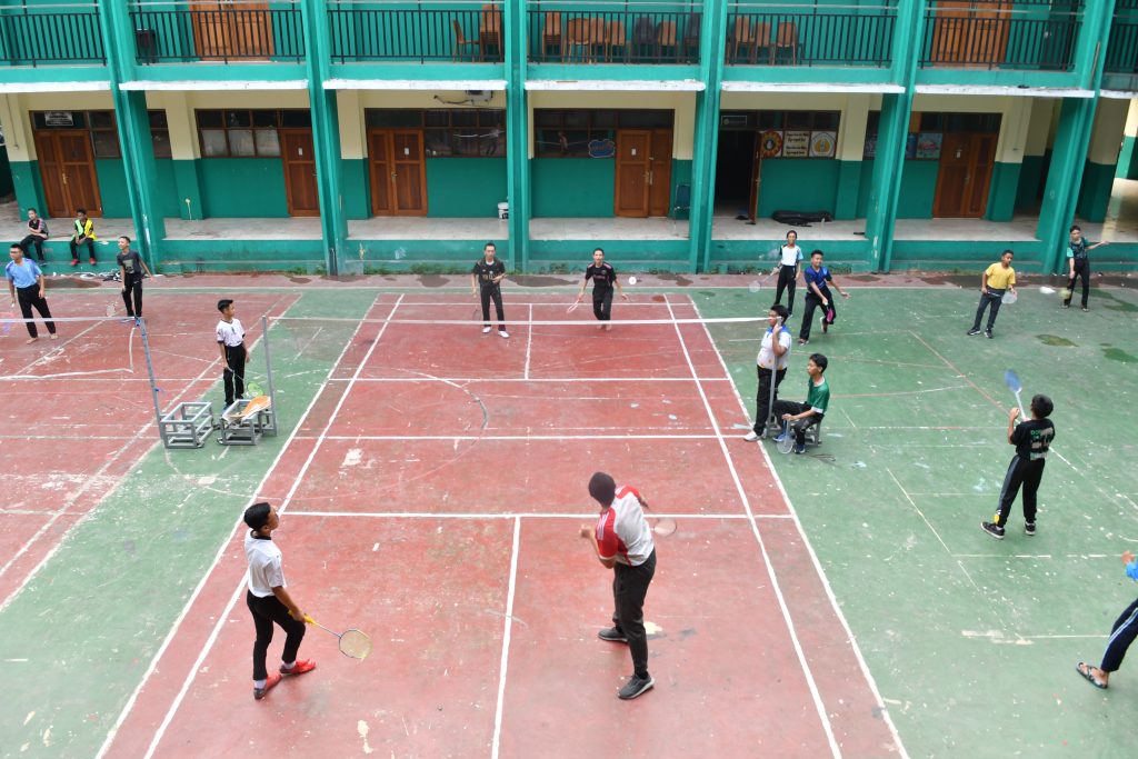 Ekstrakurikuler Bulu Tangkis di Pondok Pesantren Darunnajah