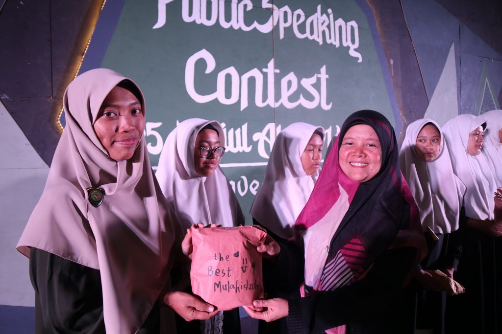 Public Speaking Contest, MHQ dan MTQ di Pondok Pesantren Darunnajah