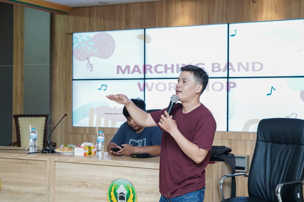 Workshop Darunnajah Marching Band: Memperkuat Harmoni dan Teknik