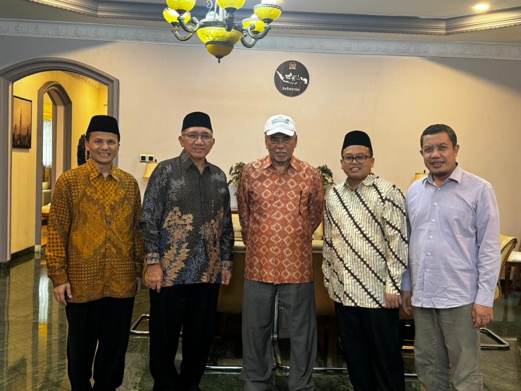 Silaturrahim Pimpinan Pondok Pesantren Darunnajah dengan Direktur Liga Muslim Dunia