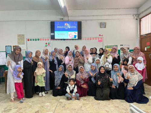 Seminar Parenting tentang Pola Asuh terhadap perkembangan emosi dan intelektual anak