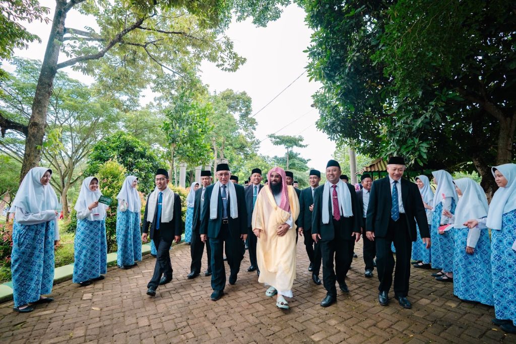 Kunjungan Syaikh Ahmad bin Isa ke Pesantren Nurul Ilmi Darunnajah 14