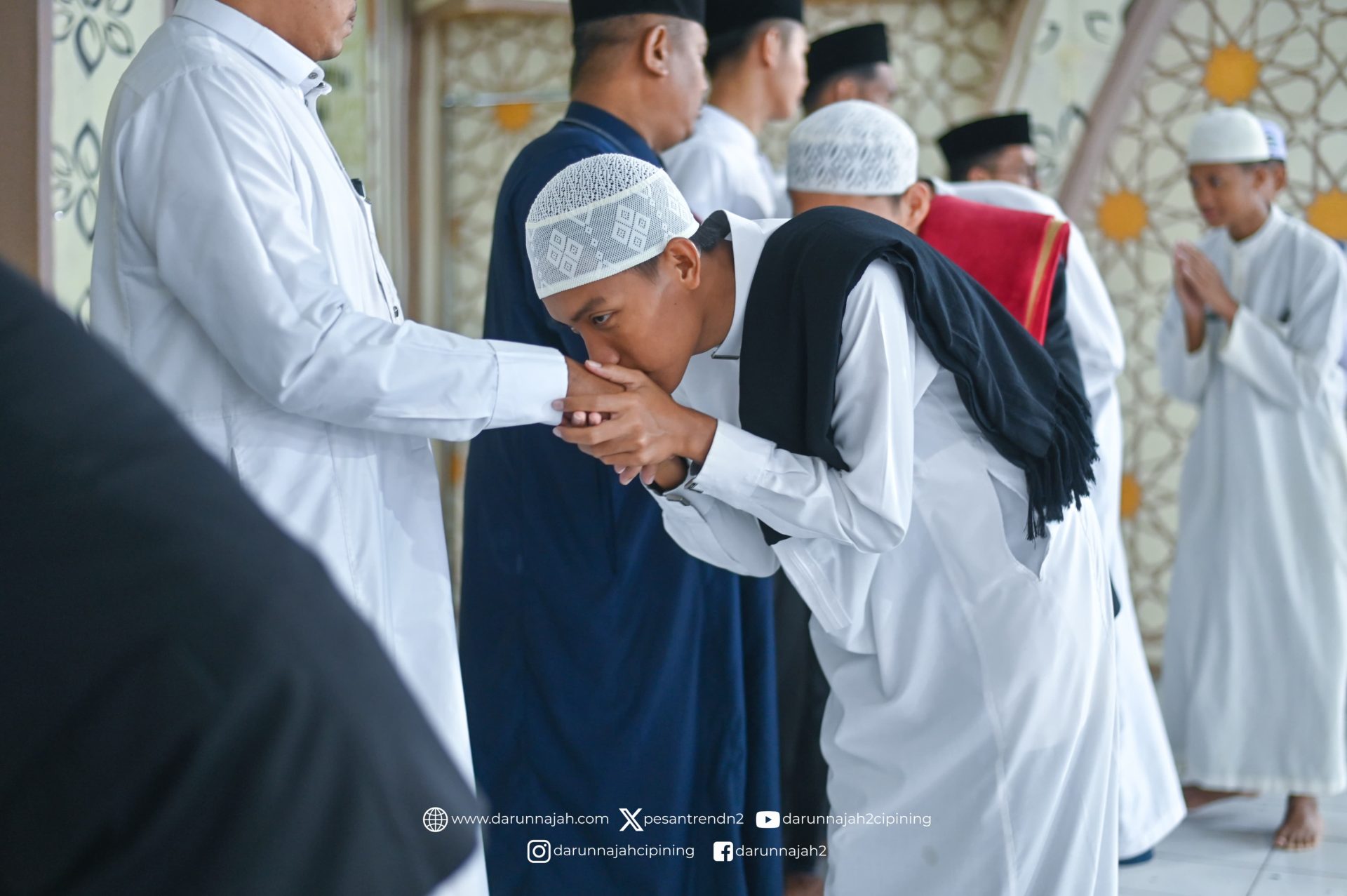 Santri Beradab: Pembentukan Akhlak 24 Jam