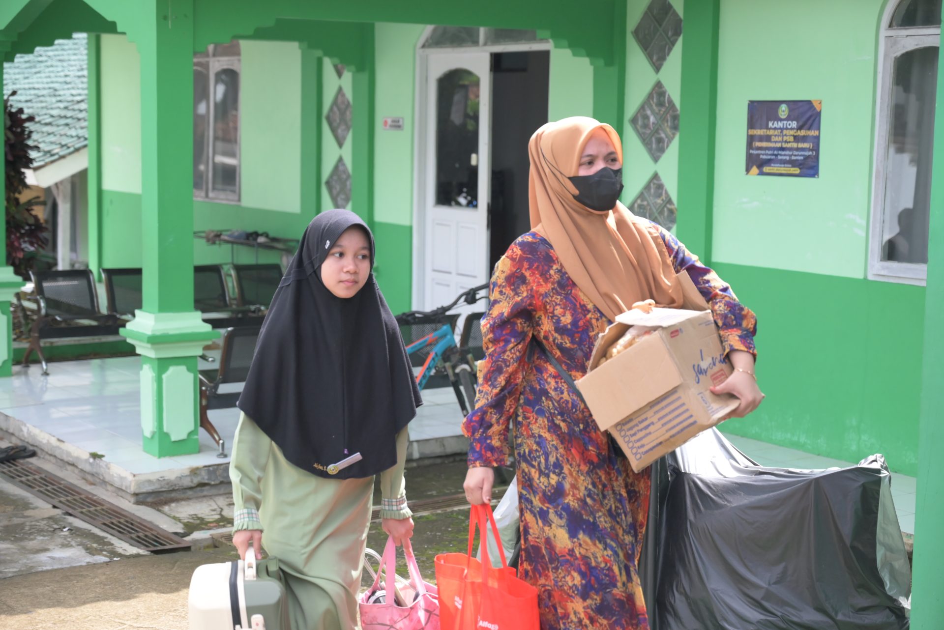Kedatangan Santriwati Darunnajah 3 Al-manshur Pasca Liburan