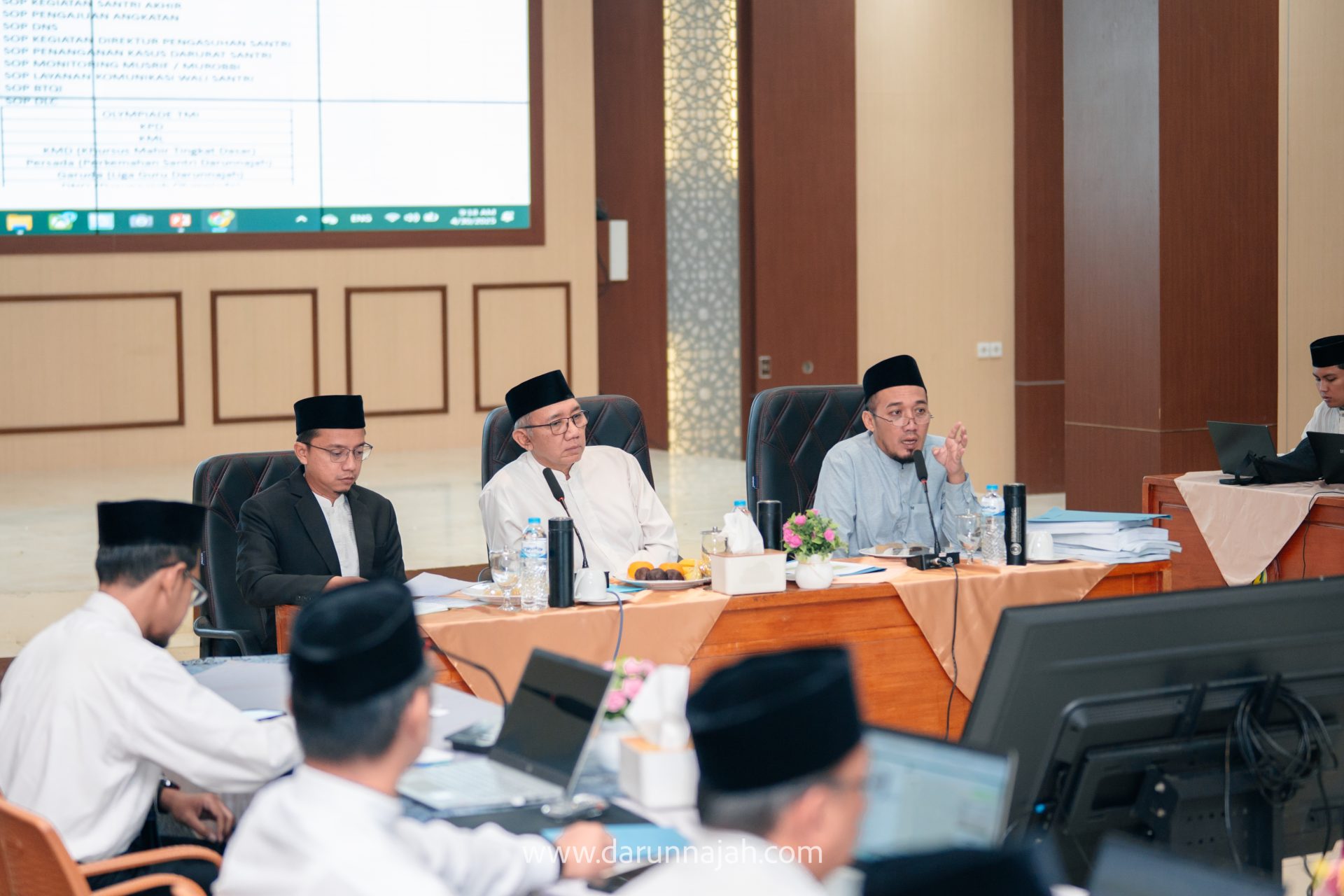 Perkuat Tata Kelola Manajemen Pesantren, Darunnajah Gelar Rapat Strategis