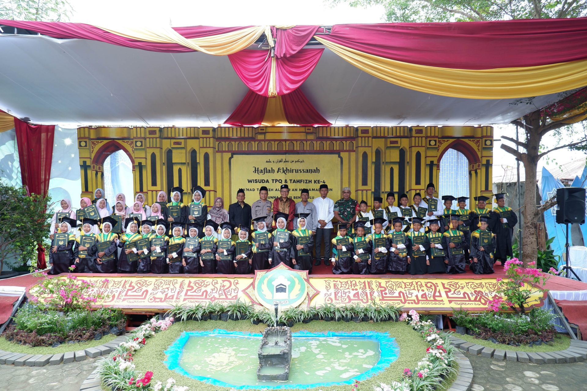 Haflah Akhirussanah: Momen Inspiratif Pencapaian Santri Tahfizh Al-Qur'an