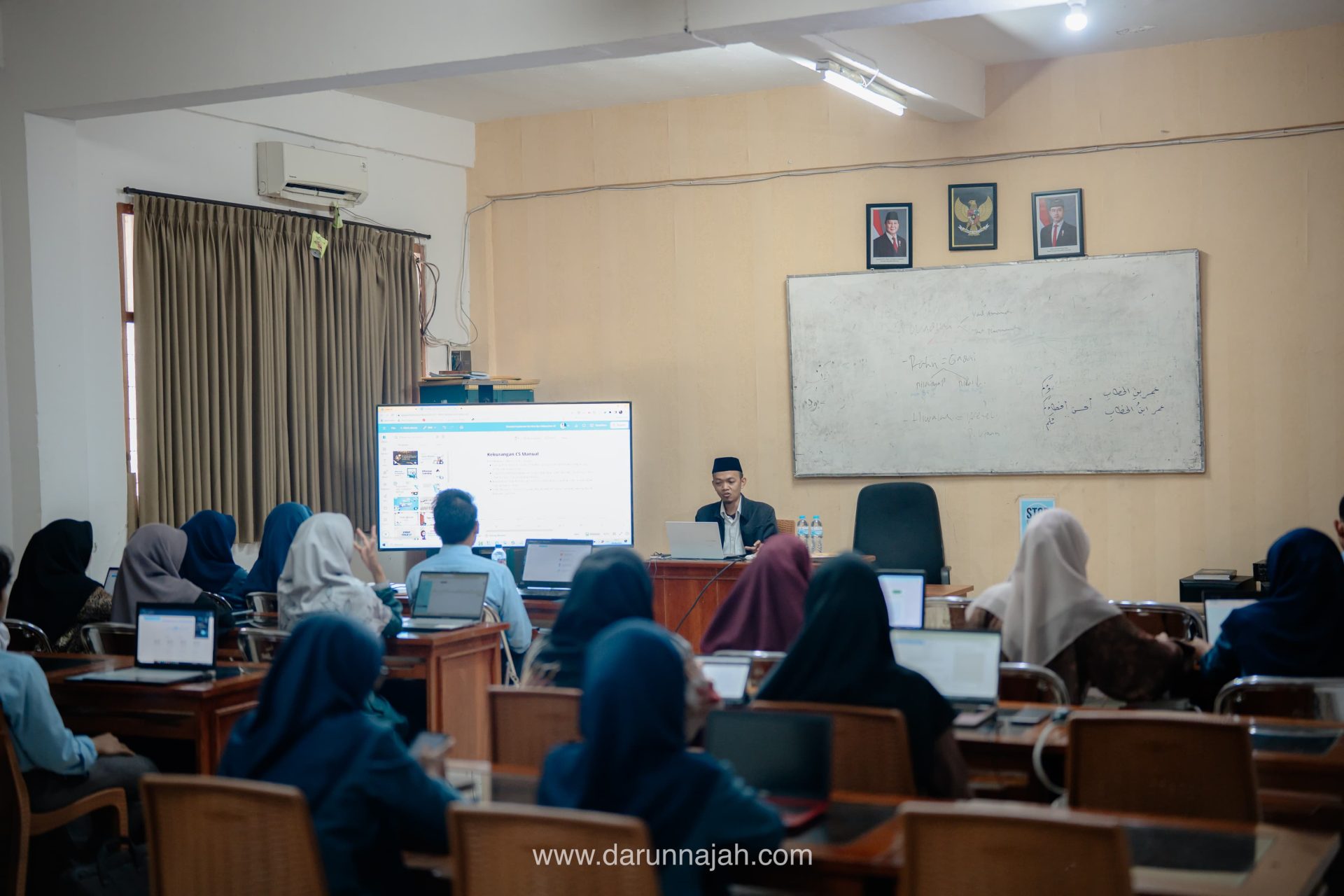 Pesantren Darunnajah Hadirkan Inovasi AI untuk Customer Service