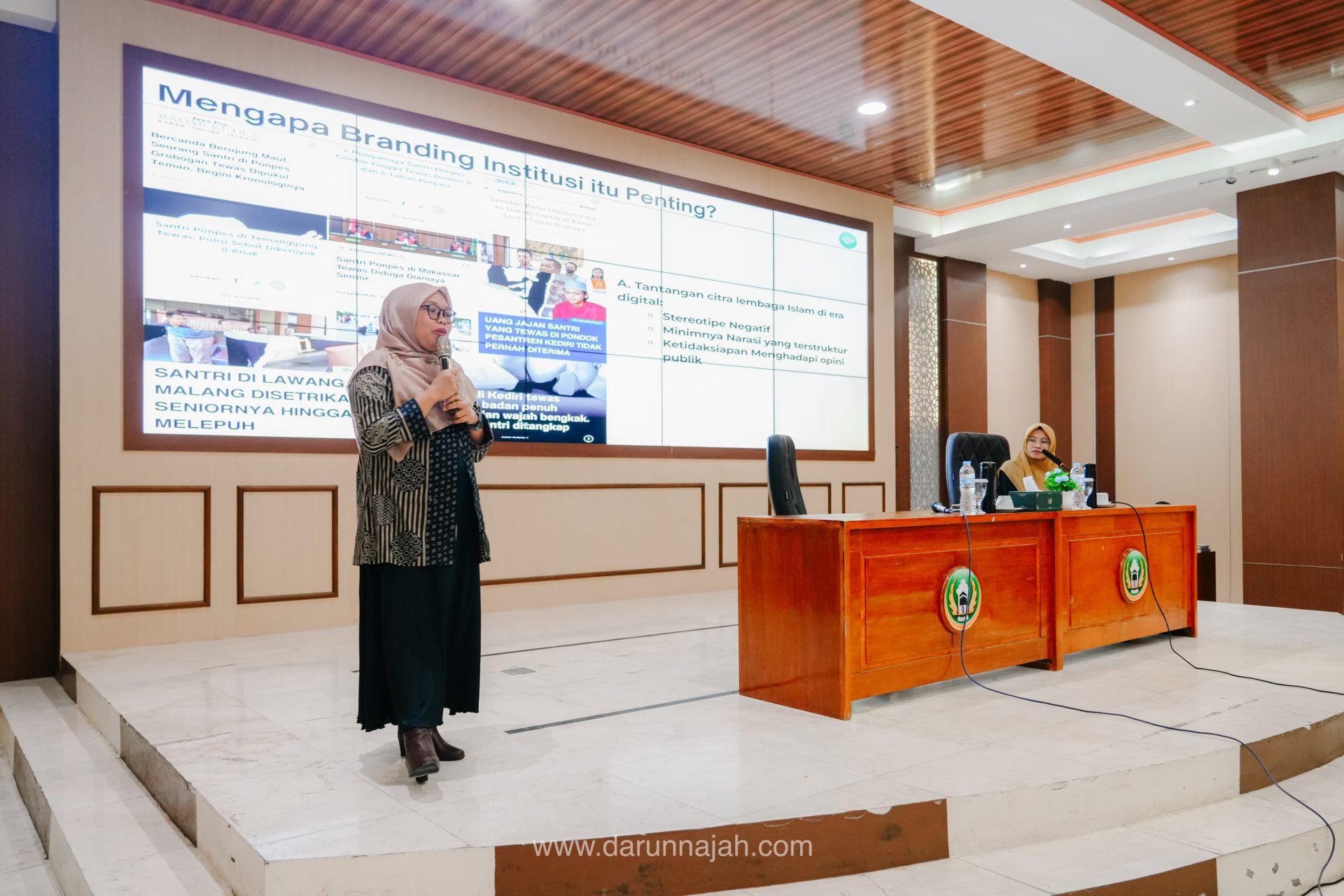Sebanyak 250 Guru TMI Darunnajah Ikuti Pelatihan Service Excellence