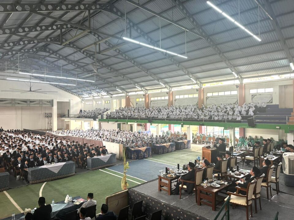 Pekan Perkenalan Khutbatul 'Arsy: K.H. Mad Dodja Dorong Santri jadi Pribadi Bermanfaat
