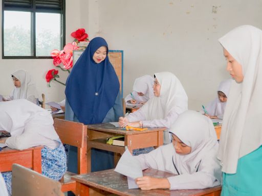 Usaha, Doa, Dan Harapan Yang Bertemu Di Lembaran Ujian Semester