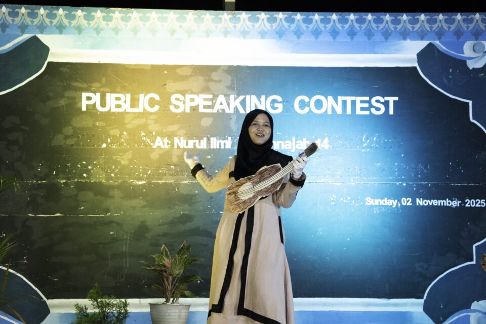 AJANG KOMPETISI PIDATO BERBAHASA ARAB & INGGRIS