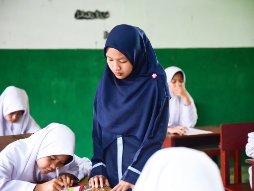 UJIAN - MELATIH SANTRI DALAM PEMAHAMAN BELAJAR